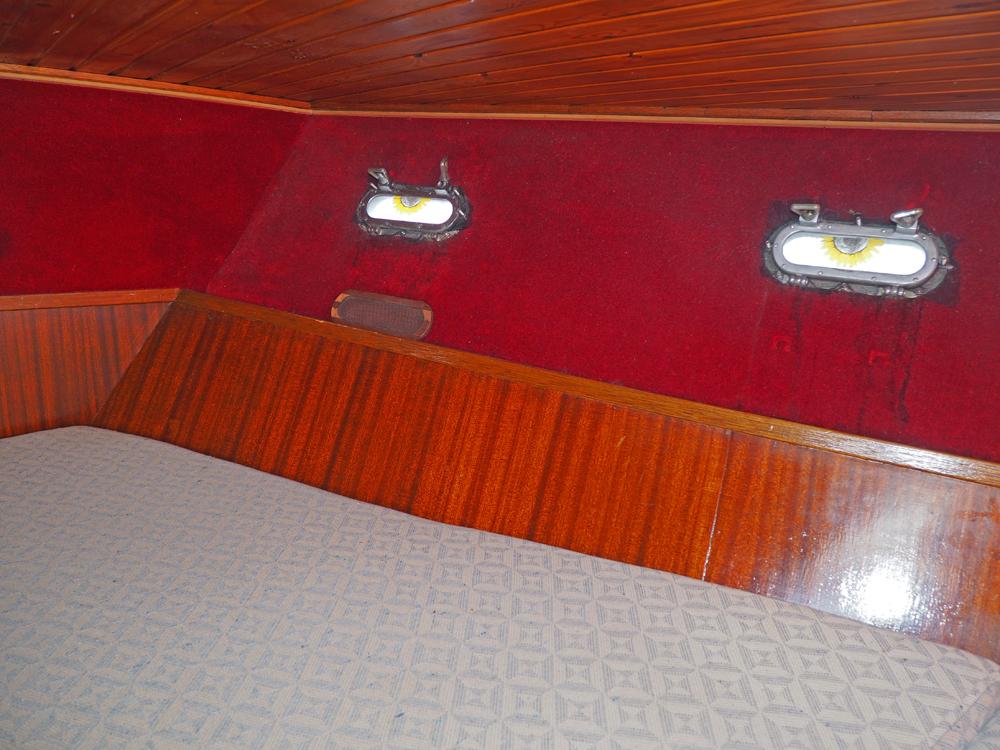 Cabin en avant, H&eacute;bergements